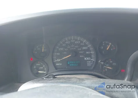 2004 Chevrolet Express z USA, uszkodzony, nr VIN 1GCGG25V541211382